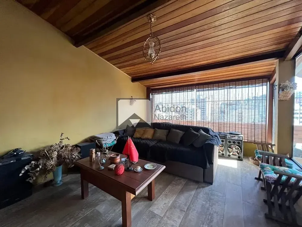 Cobertura, 3 quartos, 220 m² - Foto 4