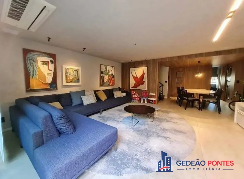 Casa, 4 quartos, 240 m² - Foto 1