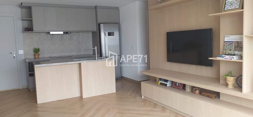 Apartamento à venda com 2 quartos, 62m² - Foto 3
