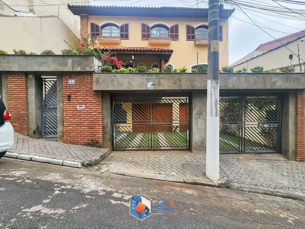 Sobrado, 3 quartos, 223 m² - Foto 1