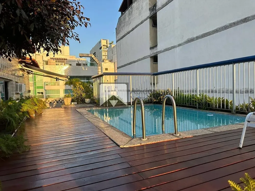 Cobertura, 3 quartos, 260 m² - Foto 1