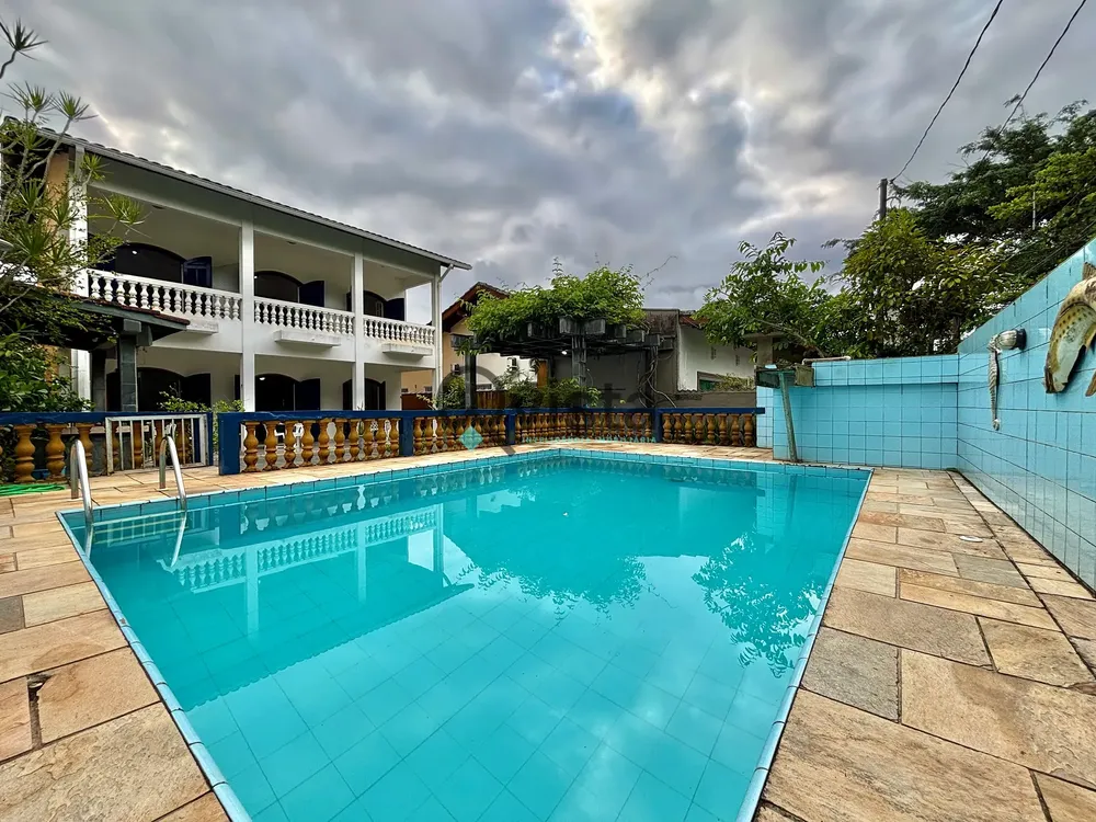 Casa, 4 quartos, 280 m² - Foto 1
