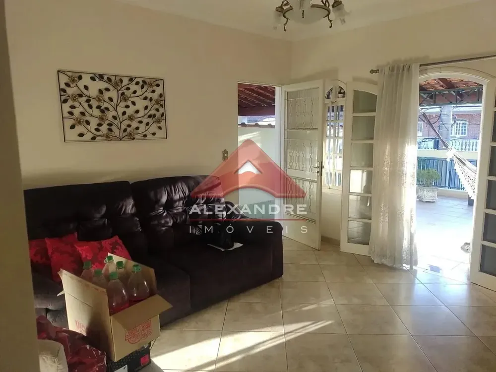 Casa, 4 quartos, 230 m² - Foto 3