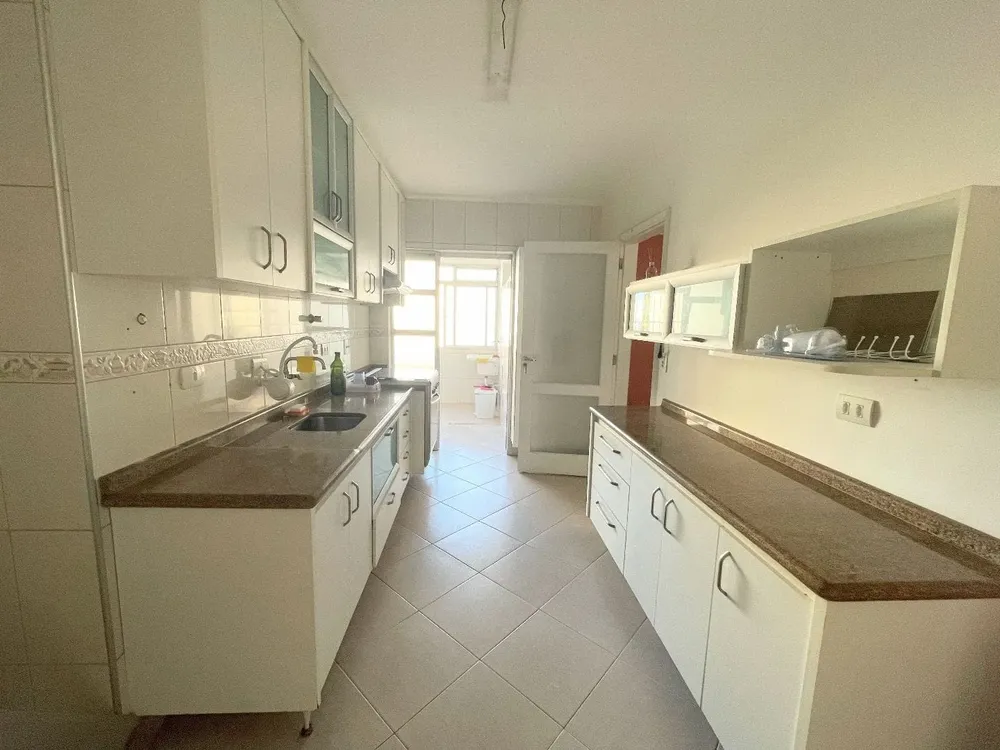 Apartamento, 3 quartos, 130 m² - Foto 3
