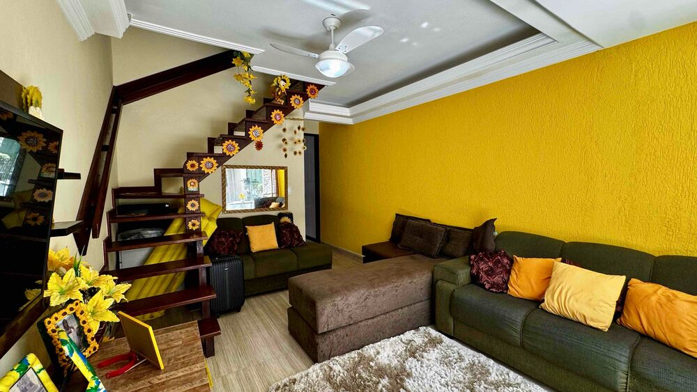 Casa à venda com 2 quartos, 110m² - Foto 3
