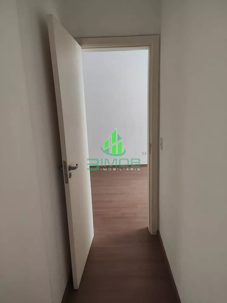 Apartamento à venda com 3 quartos, 92m² - Foto 2