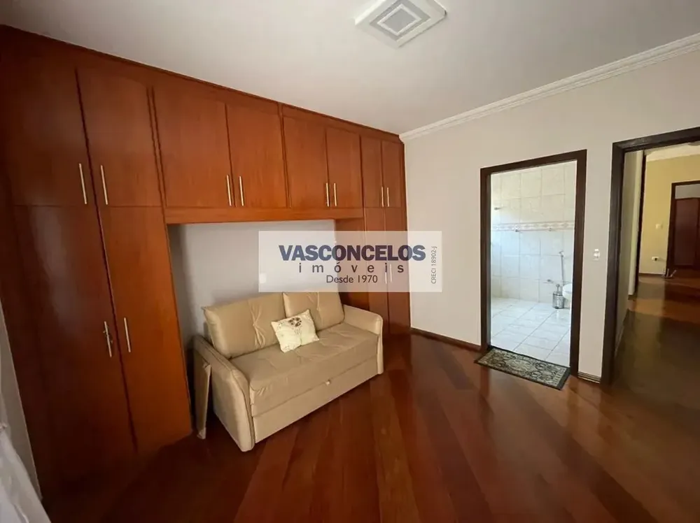 Casa, 4 quartos, 280 m² - Foto 1