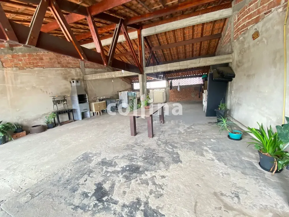 Casa, 2 quartos, 240 m² - Foto 8
