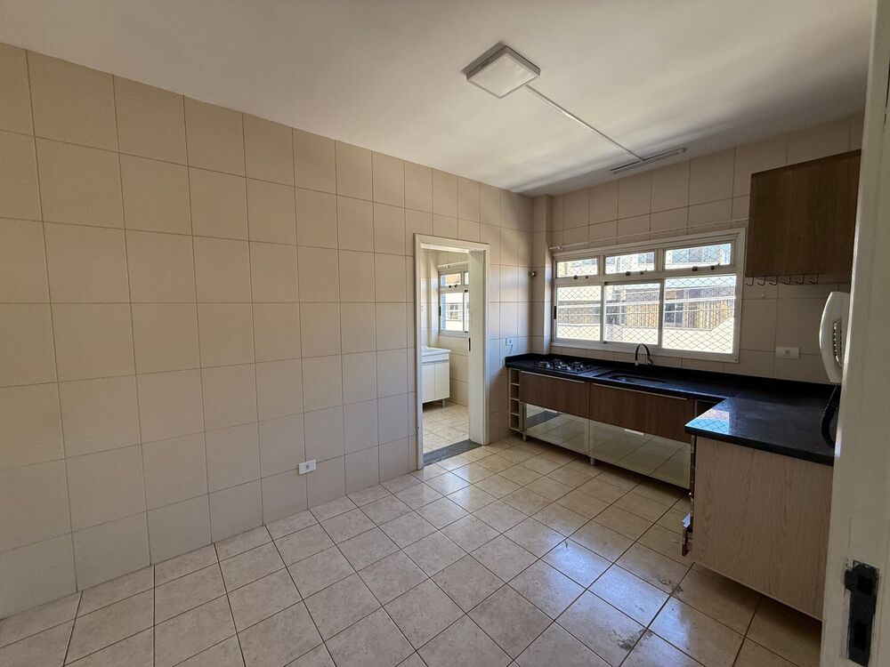 Apartamento à venda com 3 quartos, 90m² - Foto 4