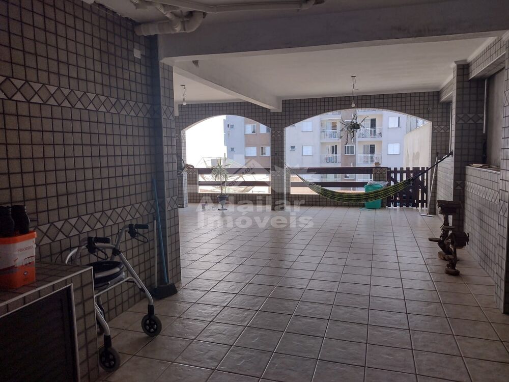 Casa à venda com 3 quartos, 286m² - Foto 3