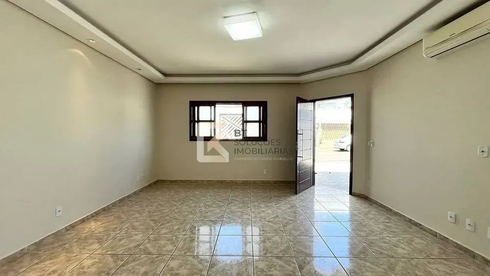 Casa, 3 quartos, 250 m² - Foto 2