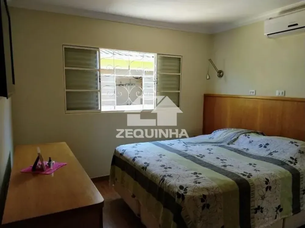 Casa, 3 quartos, 169 m² - Foto 4
