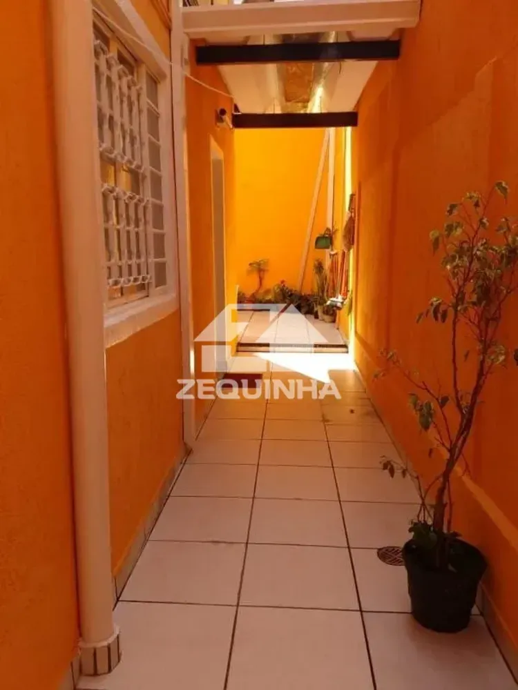 Casa, 3 quartos, 169 m² - Foto 2
