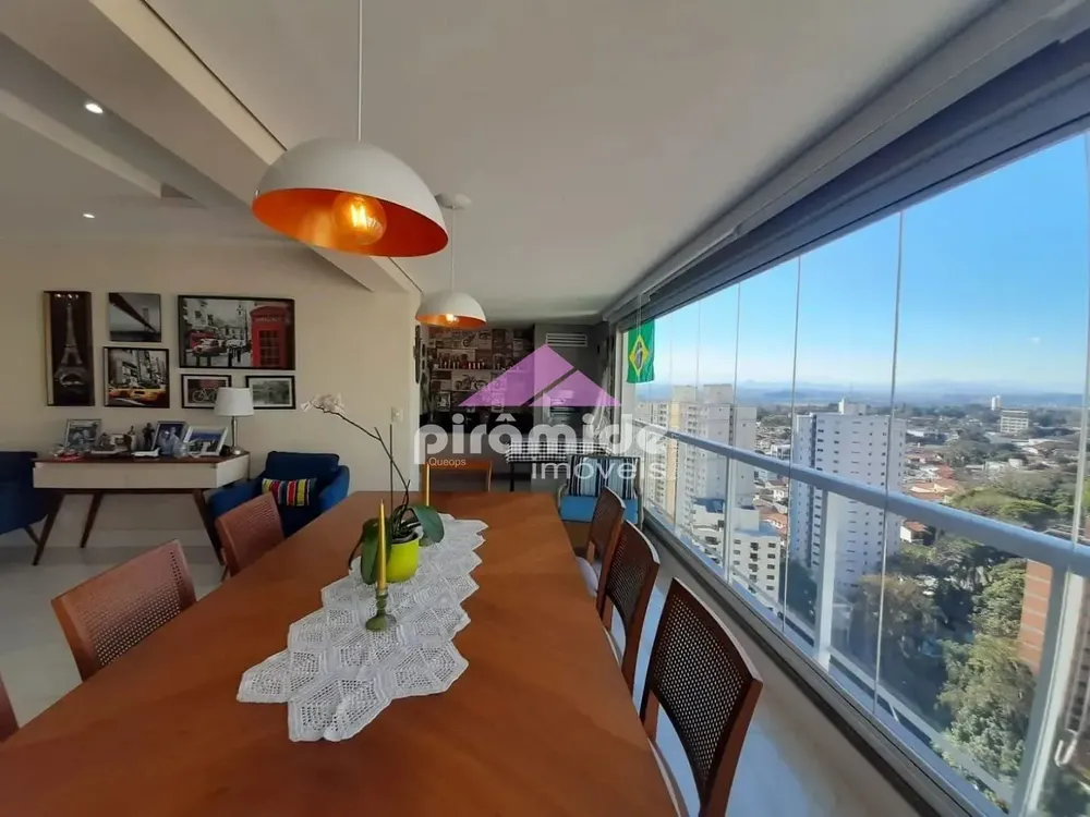 Apartamento, 3 quartos, 154 m² - Foto 1
