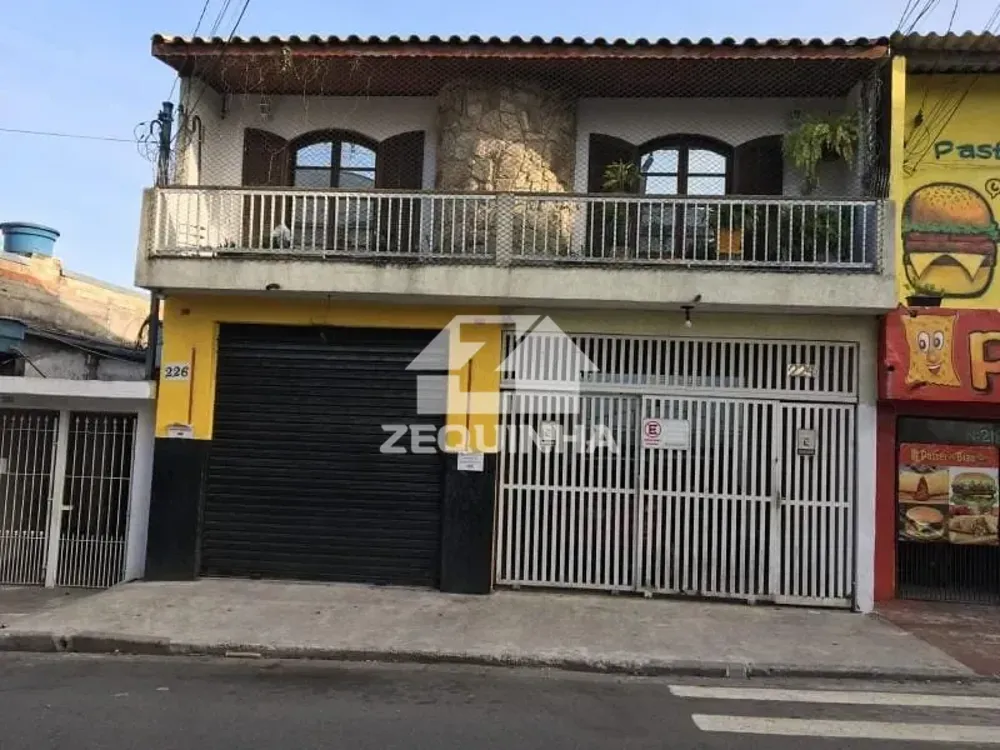 Casa, 5 quartos, 237 m² - Foto 2