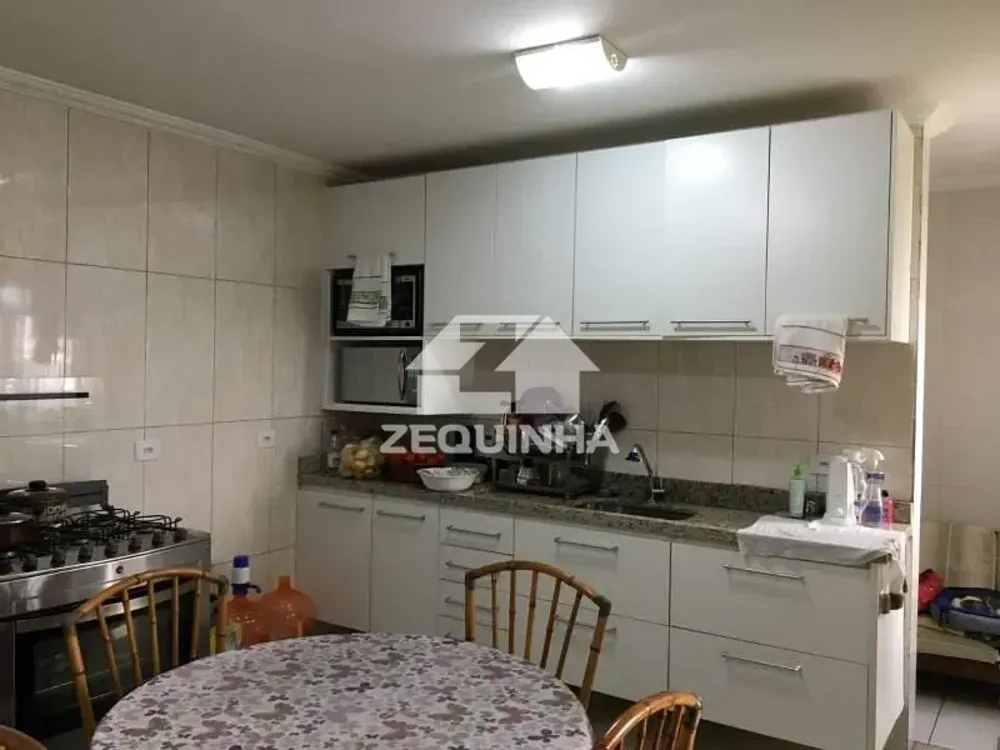 Casa, 5 quartos, 237 m² - Foto 4