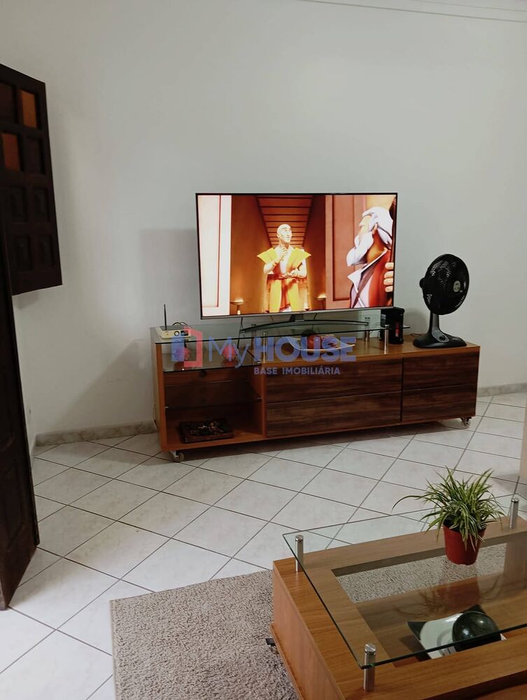 Sobrado à venda com 6 quartos, 400m² - Foto 1