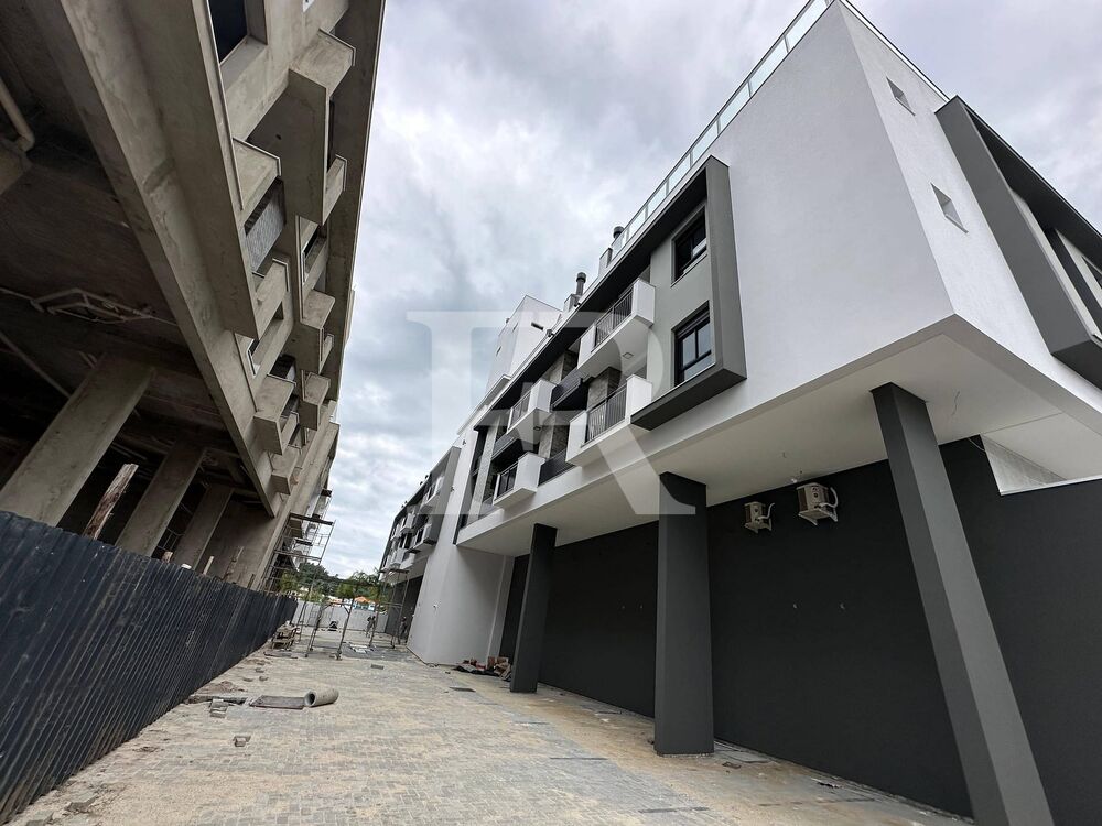 Apartamento à venda com 2 quartos, 65m² - Foto 3