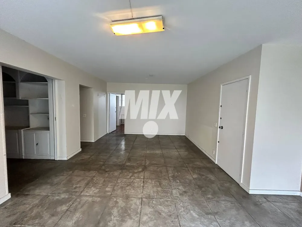 Apartamento, 3 quartos, 134 m² - Foto 2