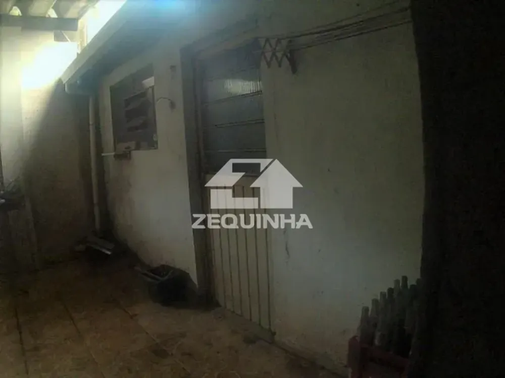 Casa, 6 quartos, 250 m² - Foto 3
