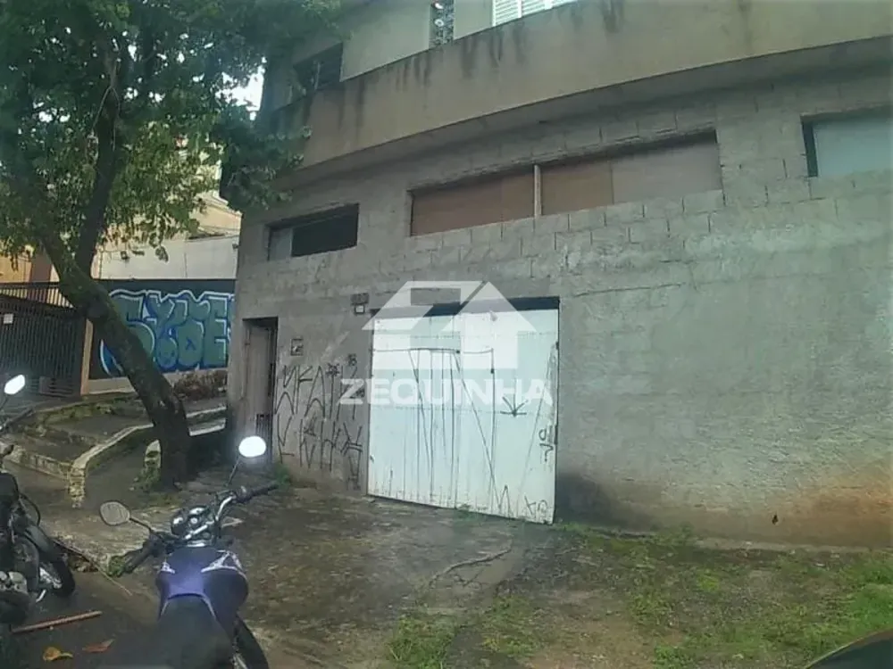 Casa, 6 quartos, 250 m² - Foto 1