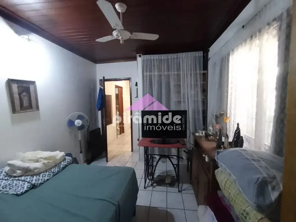 Casa, 2 quartos, 157 m² - Foto 1