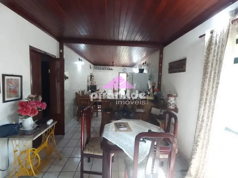 Casa, 2 quartos, 157 m² - Foto 4