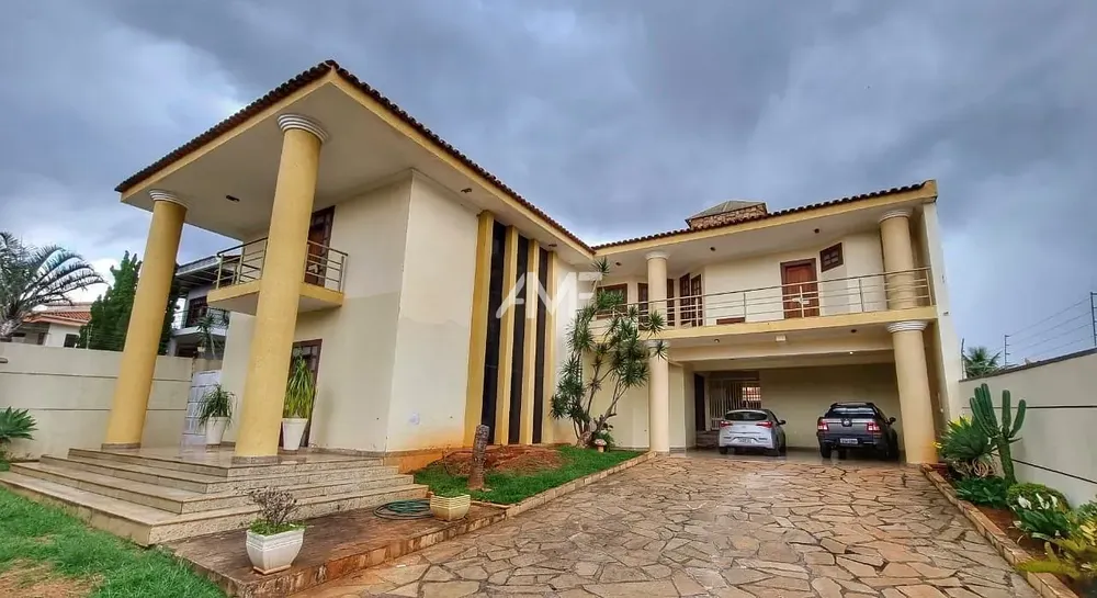 Sobrado, 6 quartos, 1000 m² - Foto 1