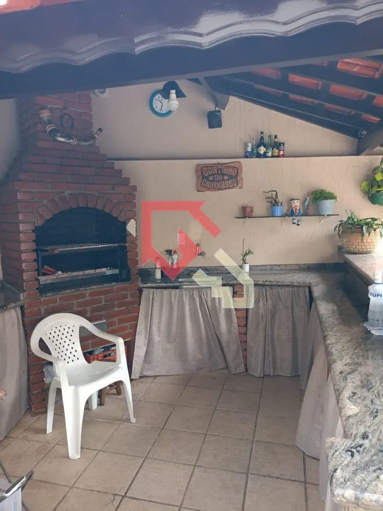 Sobrado, 4 quartos, 239 m² - Foto 2