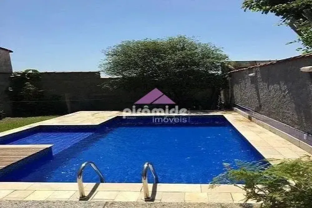 Casa, 4 quartos, 336 m² - Foto 1
