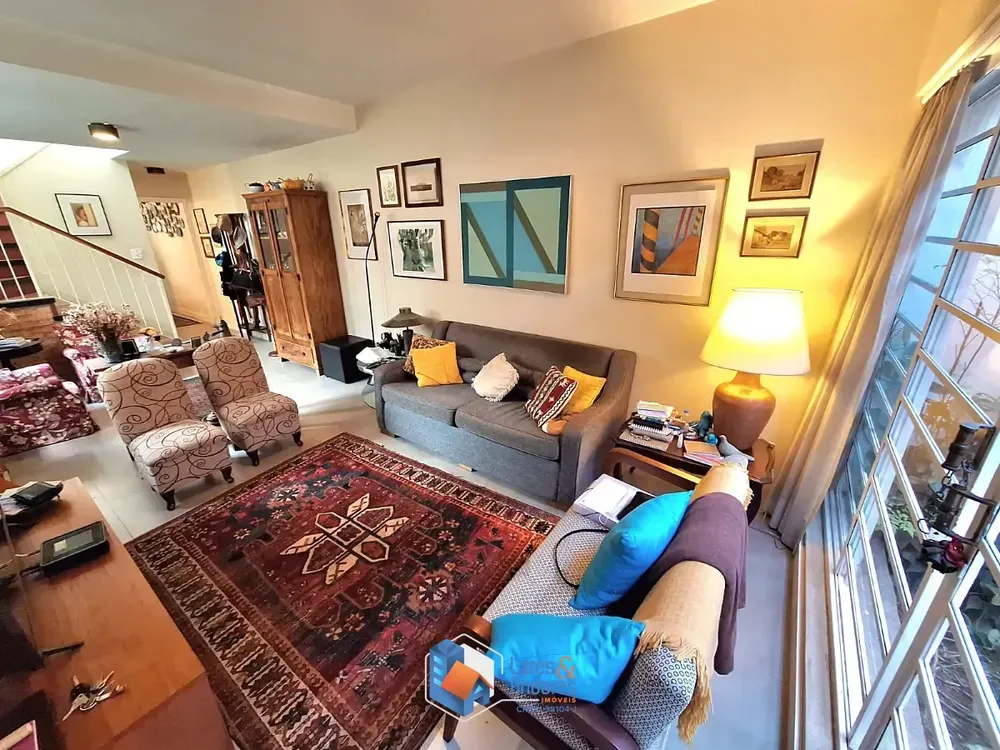 Casa, 5 quartos, 231 m² - Foto 2