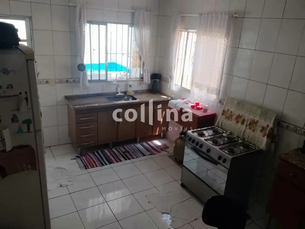 Casa, 3 quartos, 136 m² - Foto 3