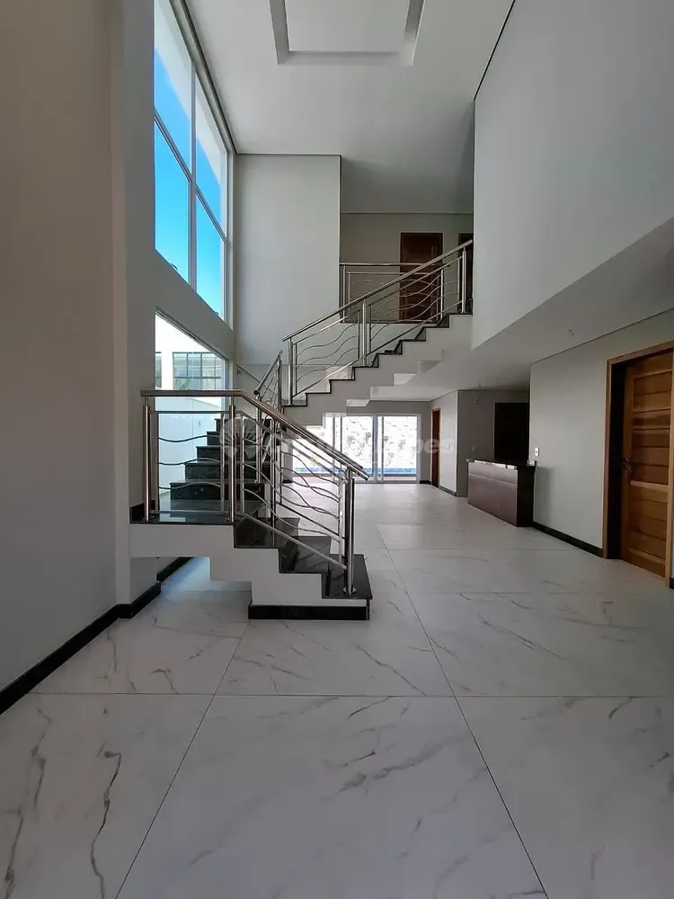 Casa, 4 quartos, 207 m² - Foto 2