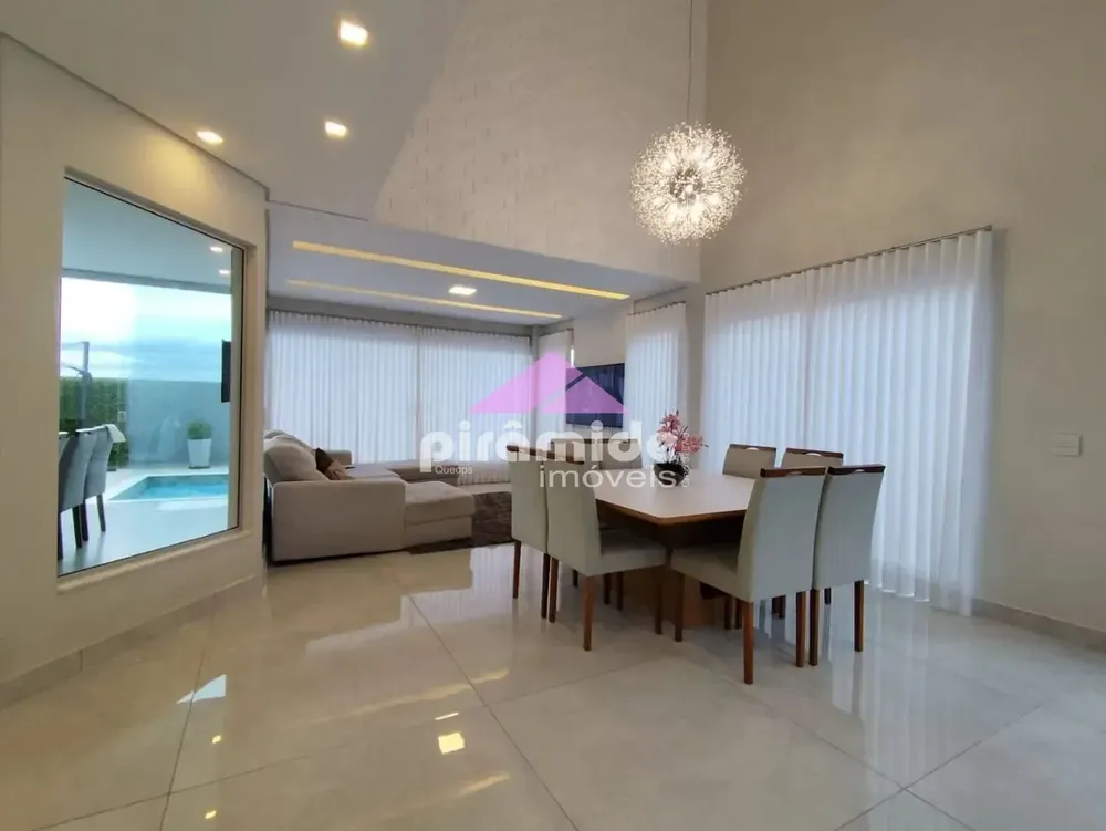Casa, 3 quartos, 247 m² - Foto 2