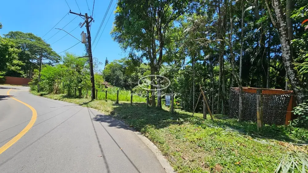 Terreno, 2300 m² - Foto 2