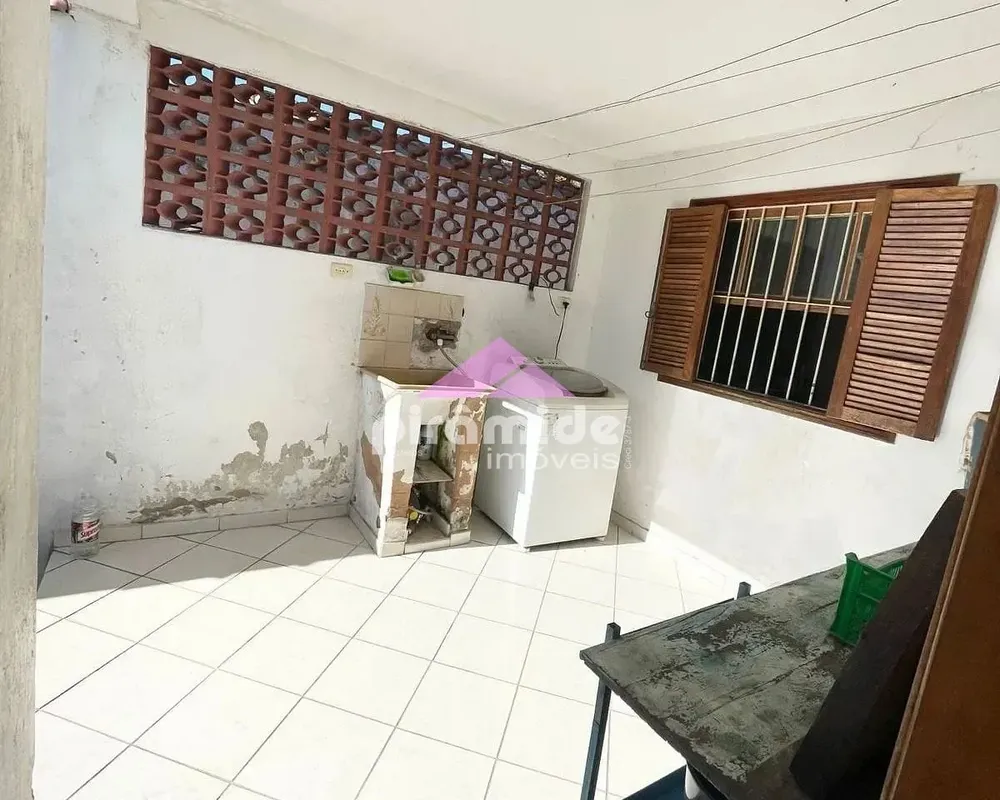 Casa, 3 quartos, 209 m² - Foto 1