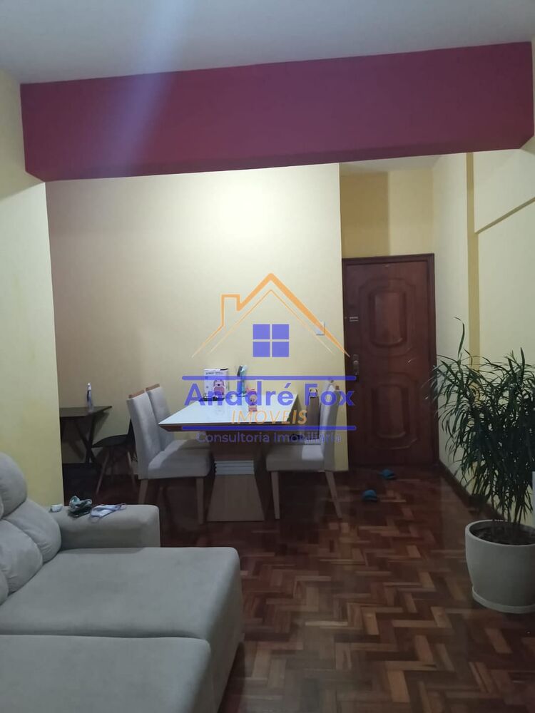 Apartamento à venda com 2 quartos, 70m² - Foto 4