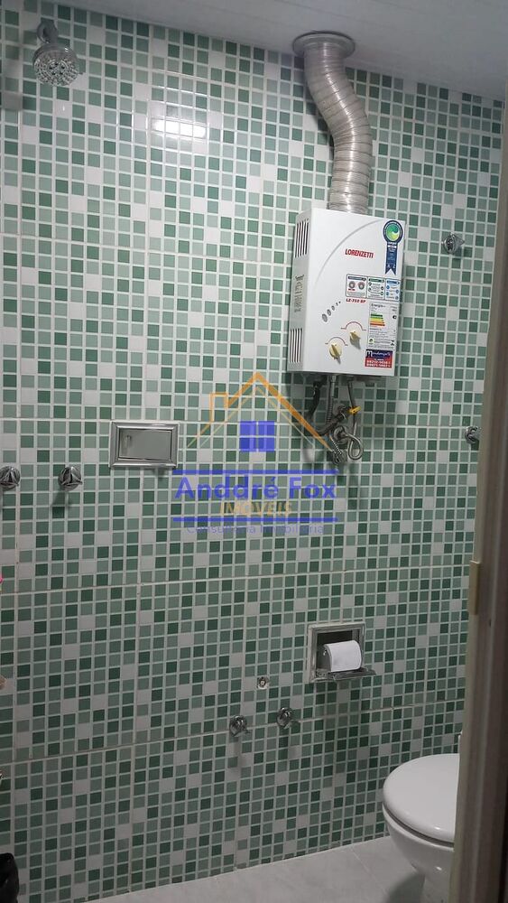 Apartamento à venda com 2 quartos, 70m² - Foto 2