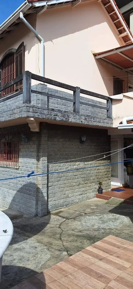 Casa, 3 quartos, 71 m² - Foto 2