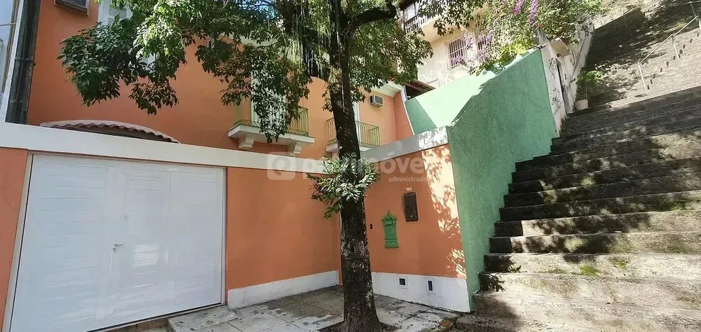 Casa, 5 quartos, 340 m² - Foto 1