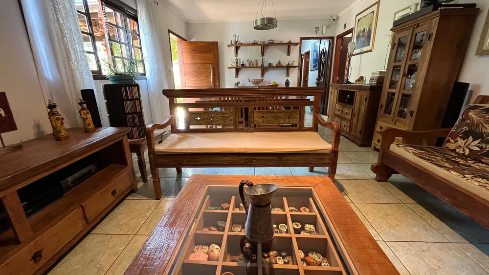 Casa, 3 quartos, 244 m² - Foto 1