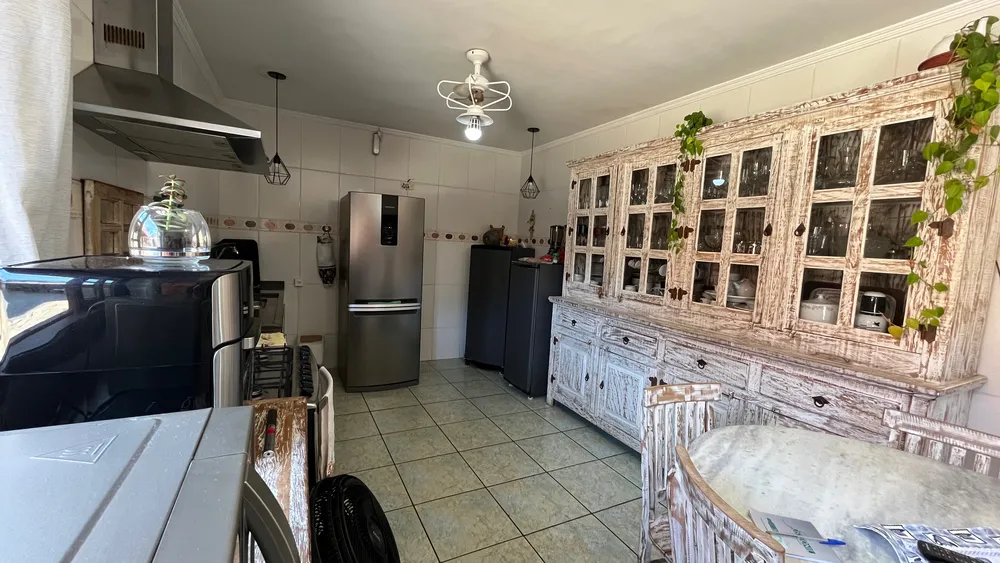 Casa, 3 quartos, 244 m² - Foto 3