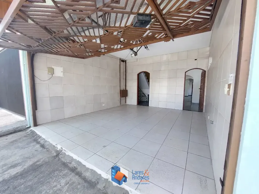 Casa, 2 quartos, 196 m² - Foto 1