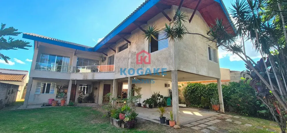 Sobrado, 6 quartos, 362 m² - Foto 1