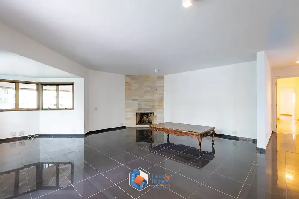 Apartamento, 3 quartos, 251 m² - Foto 2