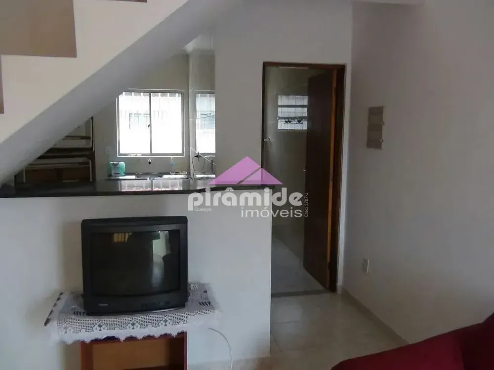 Casa, 2 quartos, 60 m² - Foto 1