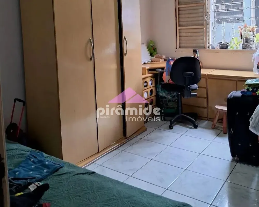 Casa, 4 quartos, 208 m² - Foto 3