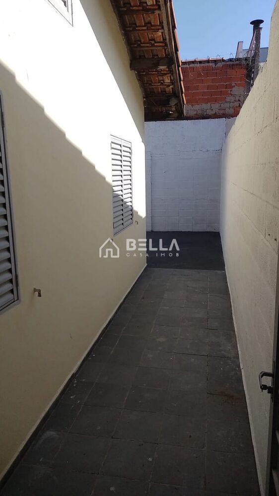 Casa à venda com 3 quartos, 106m² - Foto 4