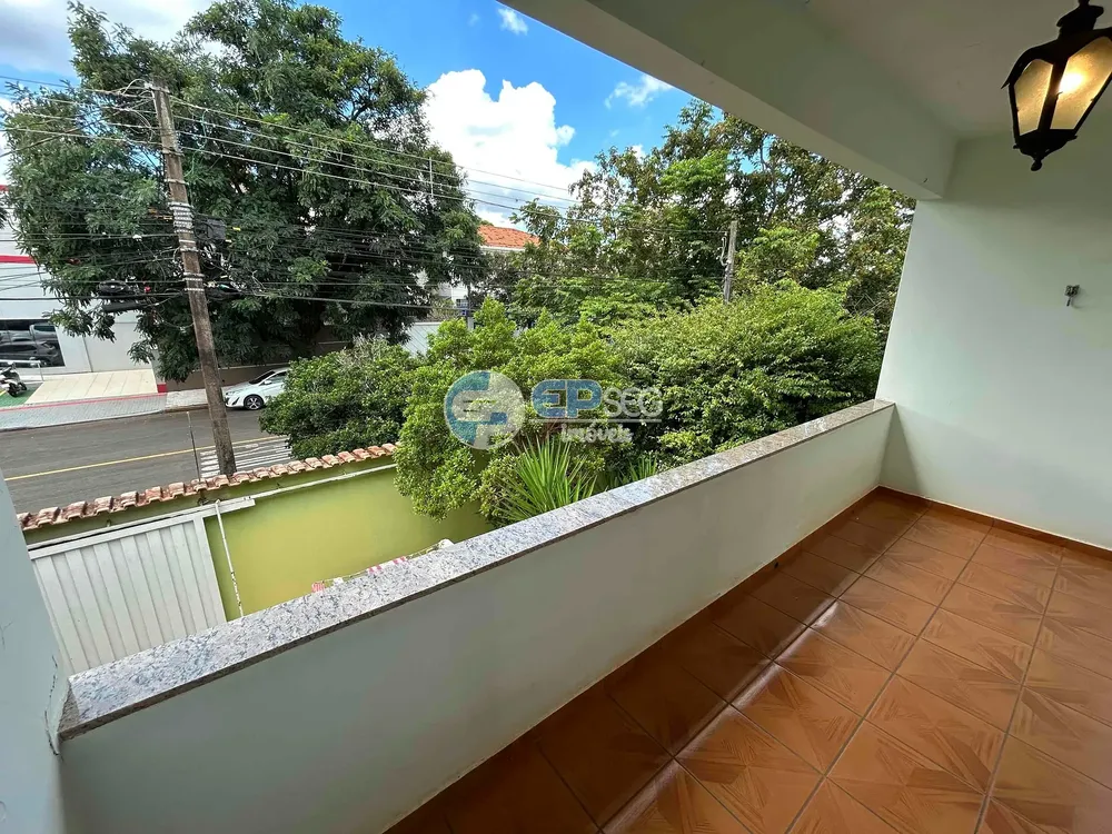 Sobrado, 3 quartos, 262 m² - Foto 1