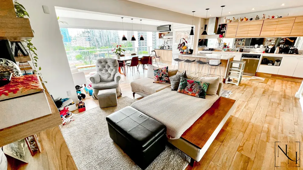 Apartamento, 3 quartos, 135 m² - Foto 1